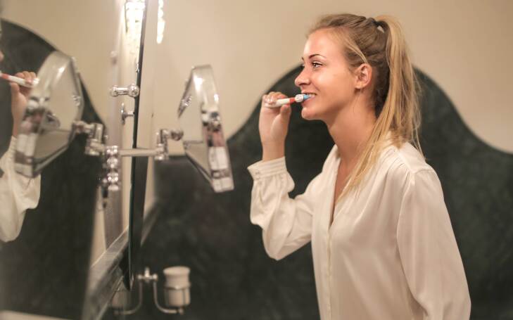 Професионални препоръки: Как да почиствате ефективно зъбите си в 5 стъпки 
